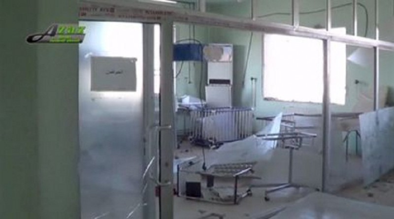 جانب من الدمار الذي لحق بالمستشفى الذي تديره منظمة أطباء بلا حدود في أعزاز بحلب يوم الاثنين