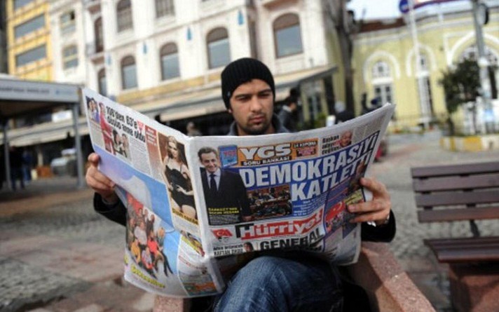 صحفي تركي "يتوعد" بفضح جرائم الدولة