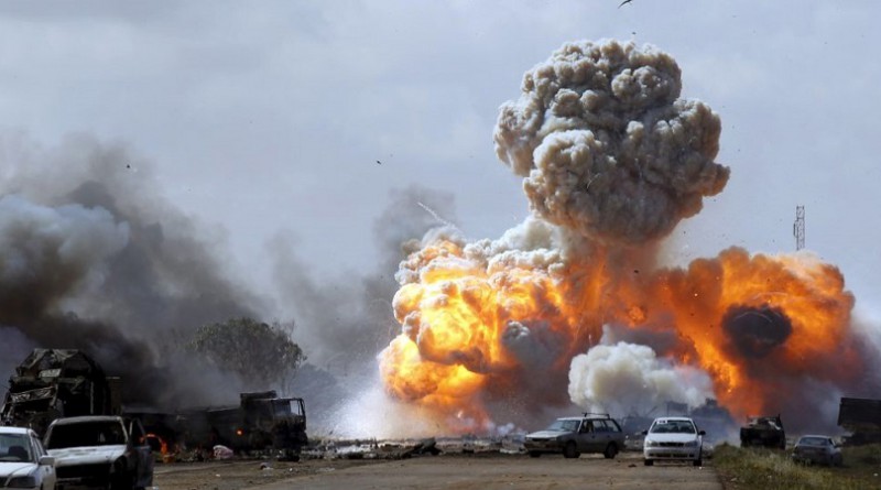 انفجارات وإطلاق نار كثيف في العاصمة الليبية