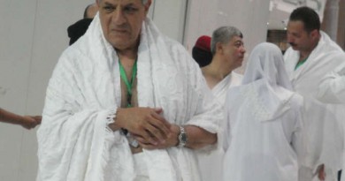 ابراهيم محلب فى العمرة