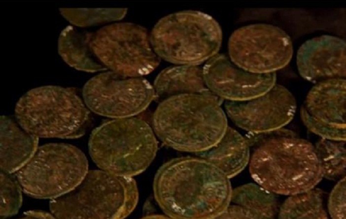 العثور على 600 كيلوجرام من العملات الرومانية الأثرية جنوب إسبانيا