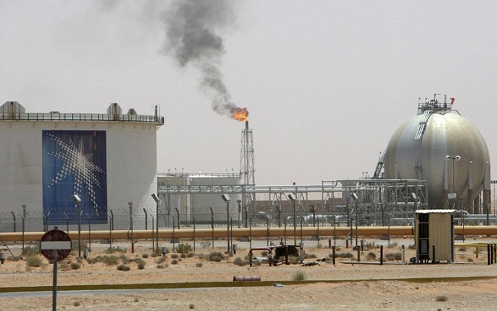 أرامكو السعودية تسعى لتعزيز إمدادات النفط لأوروبا من خلال خط أنابيب سوميد في مصر