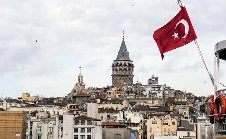 البرلمان التركي يشهد شجار عنيف بين النواب