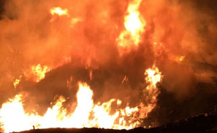 عاجل : مدني الرياض يباشر حريقاً في مخلفات بـ”المربع”