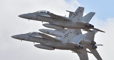 اصطدام مقاتلتا F-18 فوق سواحل الولايات المتحدة