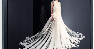 فستان زفاف من ورق التواليت