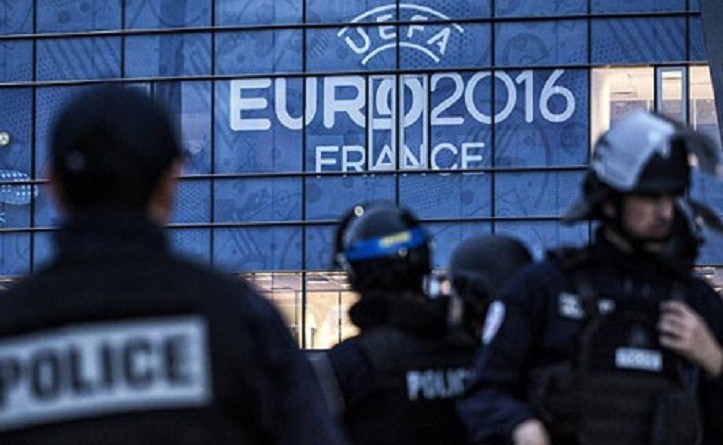 فرنسا تعتقل أكثر من ألف شخص منذ انطلاق اليورو