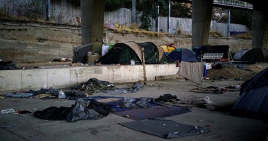 اعتداءات جنسية على أطفال لاجئين في اليونان