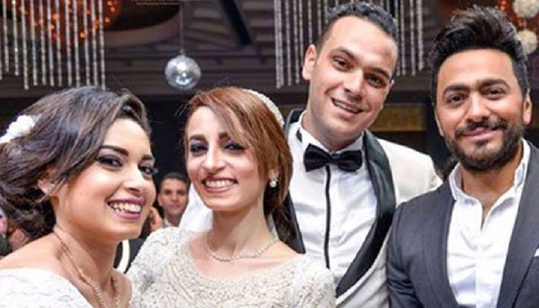 تامر حسني يفاجئ ابنة أول شهيد بكرداسة بحضور حفل زفافها وإحيائه