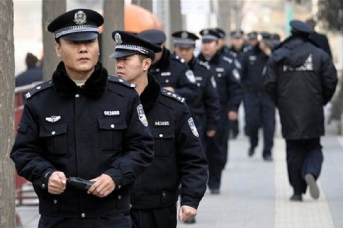 اعتقال مسؤولين بتهم الفساد فى الصين