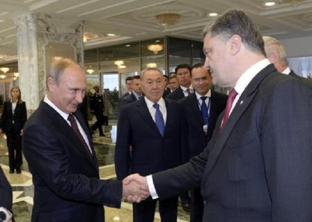 رئيس أوكرانيا يسعى لمحادثات مع بوتين وزعماء غربيين