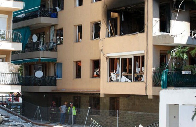 قتيل وجرحى بانفجار في مبنى قرب برشلونة