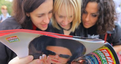 مايكل جاكسون يتصدر "قائمة الموتى" الأعلى تحقيقا للأرباح