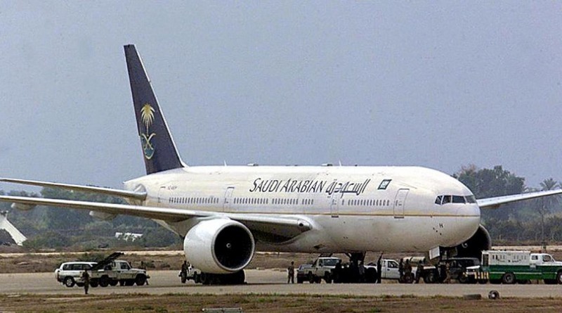 هبوط اضطراري لطائرة سعودية في مطار القاهرة
