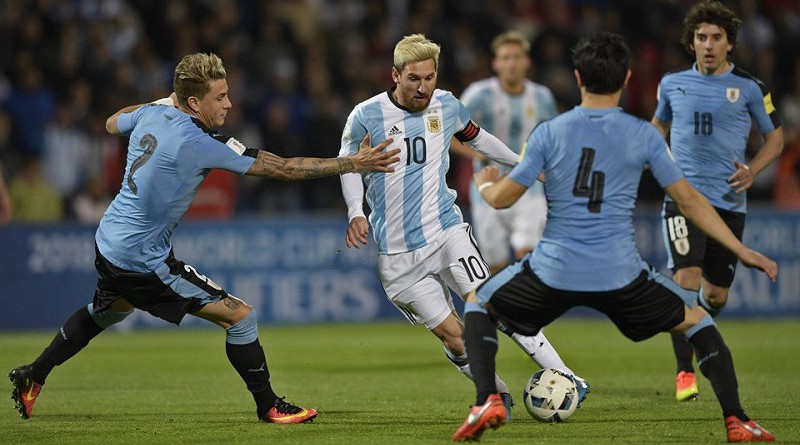 مدرب الأرجنتين يعلن قائمة مباراتين البرازيل وكولومبيا