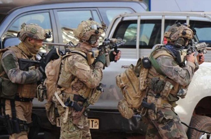 فرنسا تؤكد إصابة اثنين من قواتها الخاصة في العراق