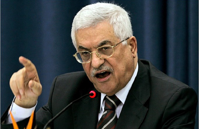 عباس : مؤتمر باريس فرصة دولية لحل القضية الفلسطينية
