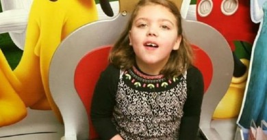 طفلة بريطانية تعاني مرضا يصيب واحدا من كل مليون شخص