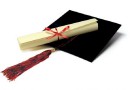 دراسة: الأشخاص الذين لا يحصلون على شهادة جامعية أكثر عرضة للآلام المزمنة