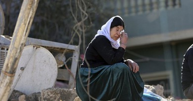 بالفيديو: امرأة إيزيدية تفاجئ القوات الكردية بطلبها