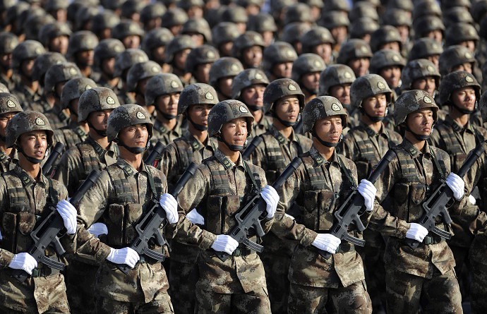 "البرلمان الصيني": بكين ستزيد نفقات الدفاع بنسبة 7% خلال 2017