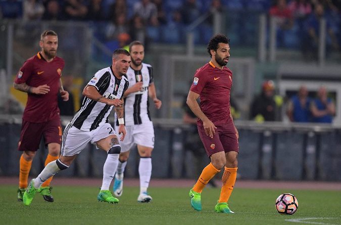 بالصور: روما يقلب الطاولة على يوفنتوس بثلاثية