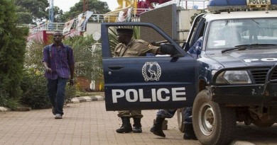 احتجاز 20 شخصا رهائن في مقديشو بعد هجوم انتحاري