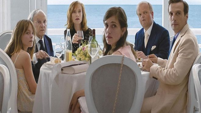 فيلم "نهاية سعيدة": أداء متميز يستحق المشاهدة