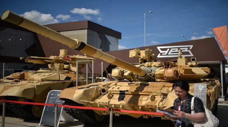 روسيا بصدد تجميع دبابات في مصر