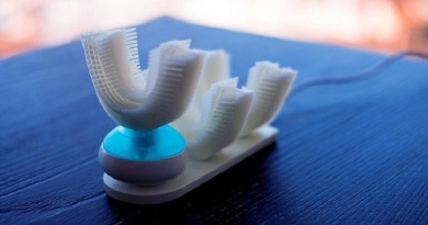 اختراع ثوري.. فرشاة لتنظيف الأسنان في ثوان معدودة!