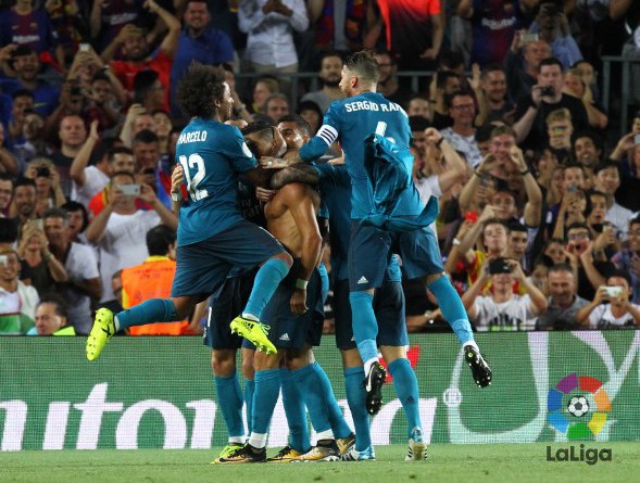 بالصور: ثلاثية ريال مدريد تقربه من السوبر الإسباني على حساب برشلونة