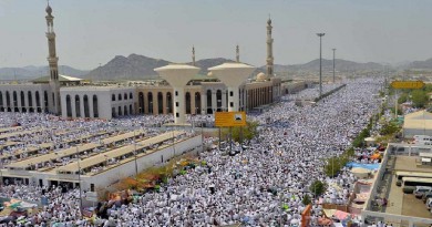 More than two million Muslims converge on Mecca for hajj