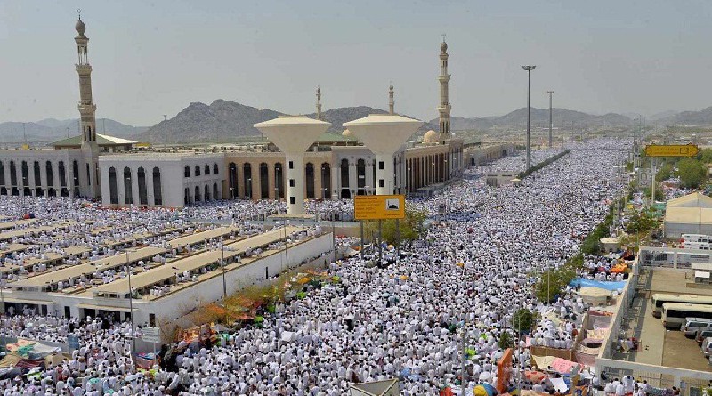 More than two million Muslims converge on Mecca for hajj