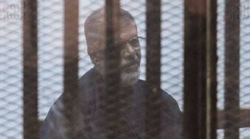 مصر.. تأييد "المؤبد" لمرسي بقضية التخابر مع قطر