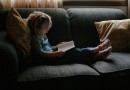 علماء يكشفون أسباب صعوبة القراءة عند الأطفال