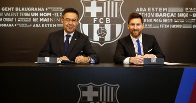 ميسي يجدد تعاقده مع برشلونة