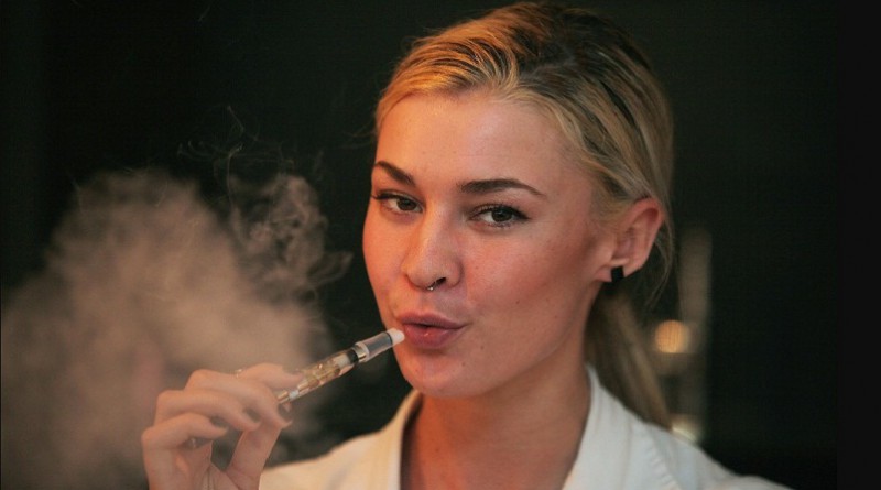 E-cigarettes could raise risk of cancer and heart disease, warn scientists