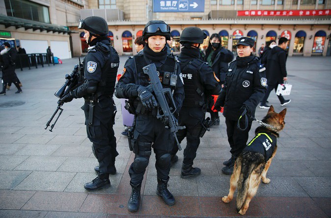 الصين: مخاطر "الإرهاب" ما زالت جدية في شينجيانغ رغم مساعي الأمن