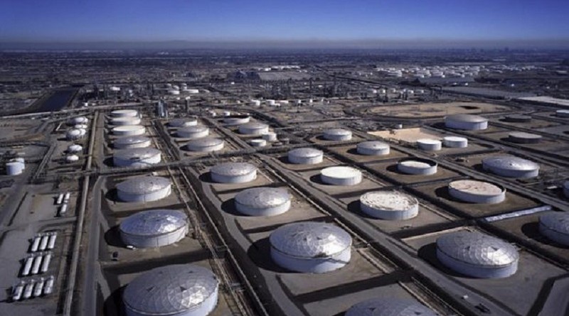 معهد البترول: مخزونات النفط الخام الأمريكية ترتفع 933 ألف برميل الأسبوع الماضي