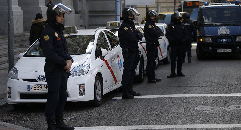 ضبط 3 أشخاص يشتبه في صلتهم بهجمات أغسطس في إسبانيا