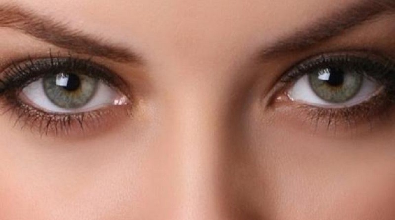 نصائح بسيطة تجنب النساء "هالات العين السوداء"
