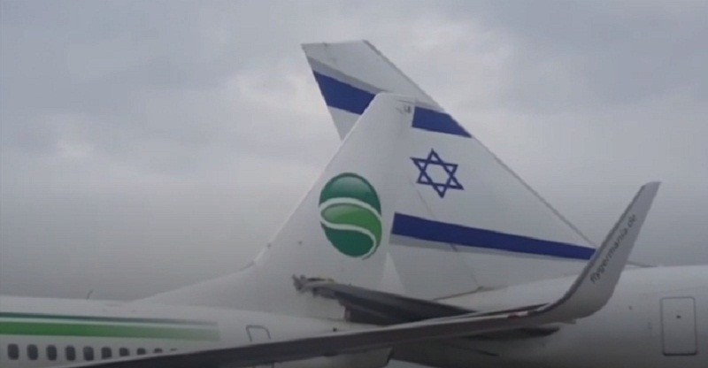 حادث تصادم غريب بين طائرتين في تل أبيب