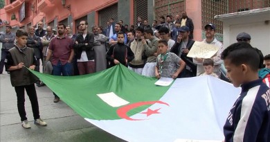 الجزائريون ينتفضون لنصرة القدس والتنديد بقرار نقل السفارة الأمريكية