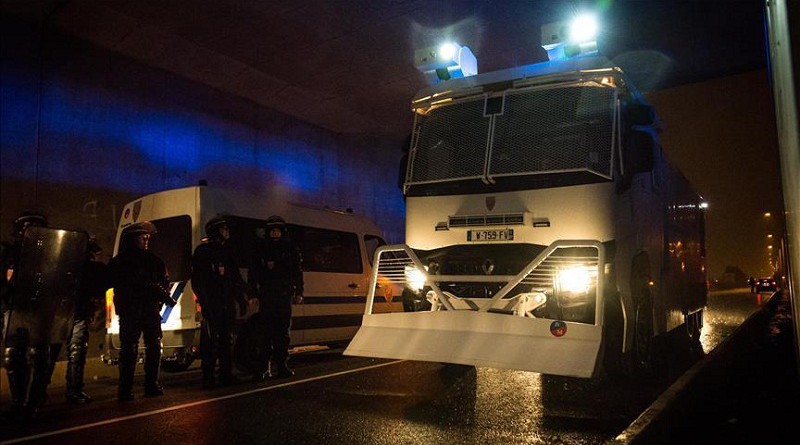 مواجهات عنيفة بين الشرطة الفرنسية ومحتجين