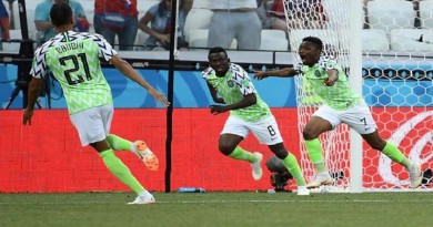 موسى يقود نيجيريا لفوز ثمين على آيسلندا