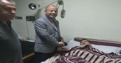 ابو هولي يعود جرحى مسيرة العودة في مستشفى الهرم بالقاهرة