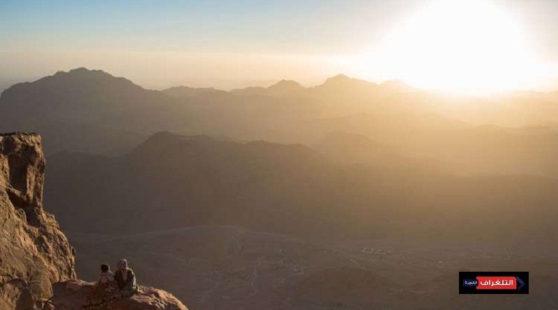 عالم أمريكي يفترض: "جبل موسى" في السعودية وليس بمصر