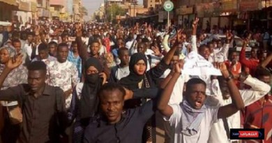 الشرطة السودانية تحول دون وصول المتظاهرين للقصر الرئاسي