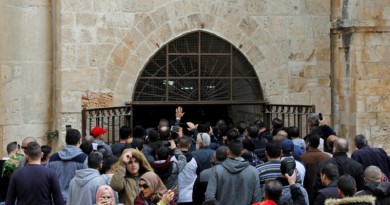اعتقال العشرات لتجنب اضطرابات حول المسجد الأقصى