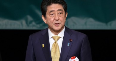 رئيس وزراء اليابان يتعهد التصدي لسوء معاملة الأطفال في البلاد